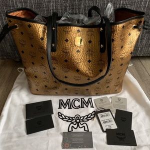 MCM Reversible Tote in Gold and Black